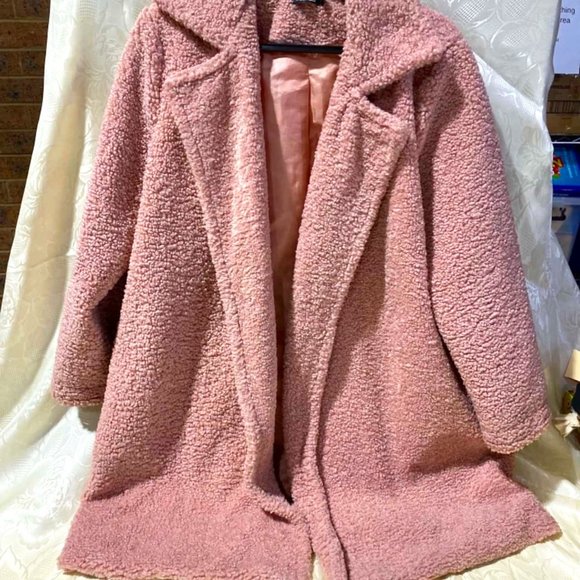 BOOHOO Cosy Pink Winter Teddy Fur Winter Jacket Coat - Picture 3 of 6